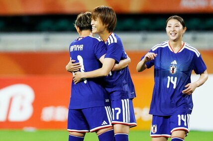 2戦連続ゴール中の宝田沙織(中央=ロイター)
